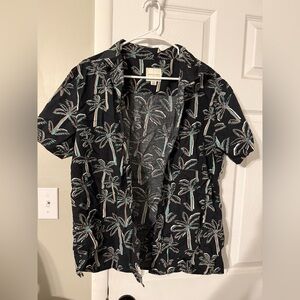 American Eagle Outfitters Black Tropical Print Shirt